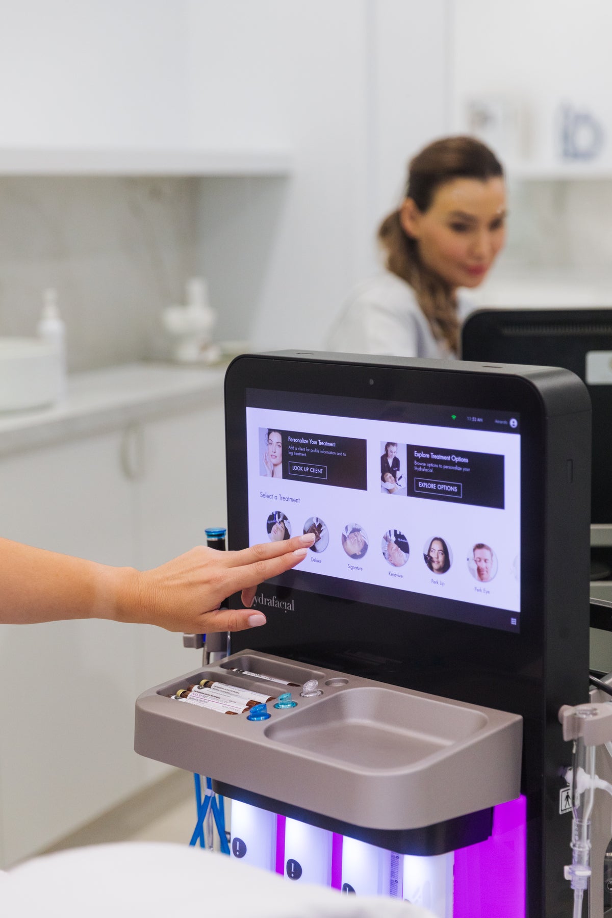 Syndeo Machine Interface HydraFacial Syndeo – Higher Self Skin